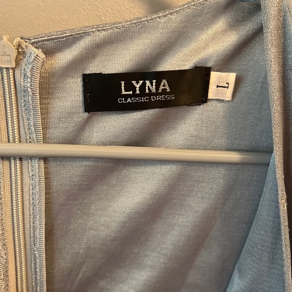 LYNA Star Dress - Picture 4 of 7